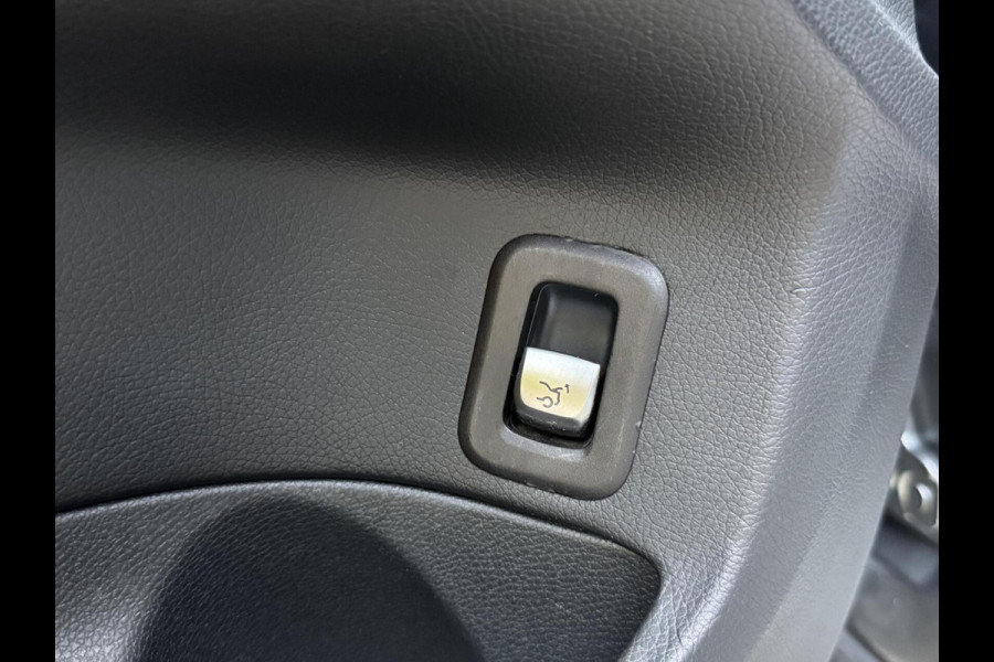 Mercedes-Benz C-Klasse Estate 180 Business Automaat Navigatiesysteem | Trekhaak | LED verlichting | Climate control | Cruise control | Getint glas | 17