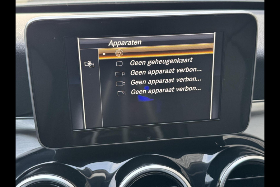 Mercedes-Benz C-Klasse Estate 180 Business Automaat Navigatiesysteem | Trekhaak | LED verlichting | Climate control | Cruise control | Getint glas | 17