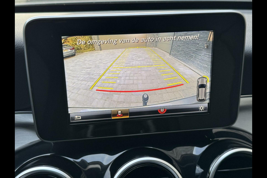 Mercedes-Benz C-Klasse Estate 180 Business Automaat Navigatiesysteem | Trekhaak | LED verlichting | Climate control | Cruise control | Getint glas | 17