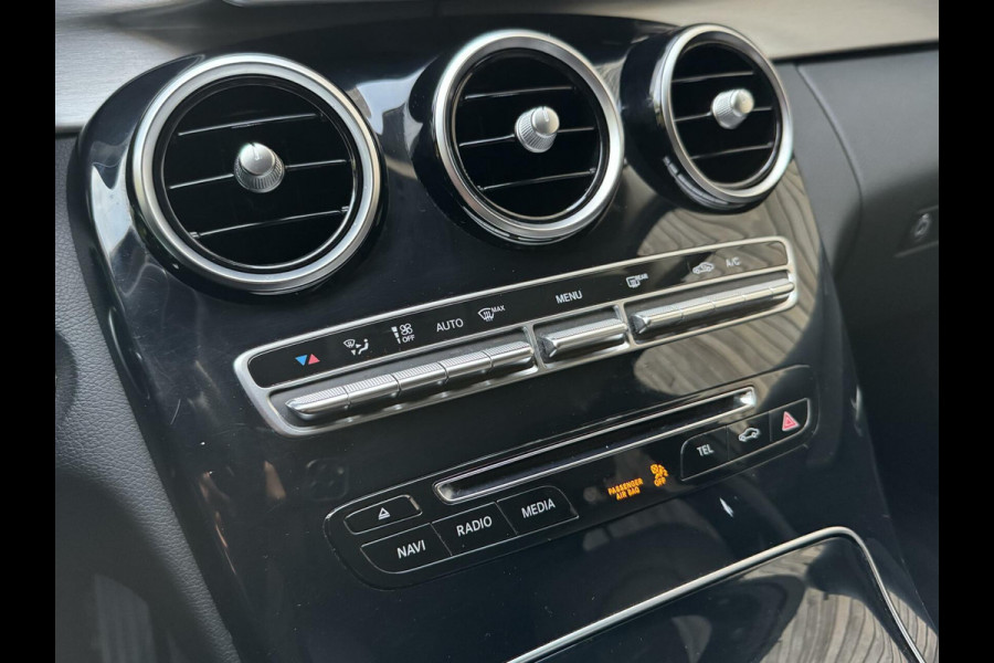 Mercedes-Benz C-Klasse Estate 180 Business Automaat Navigatiesysteem | Trekhaak | LED verlichting | Climate control | Cruise control | Getint glas | 17