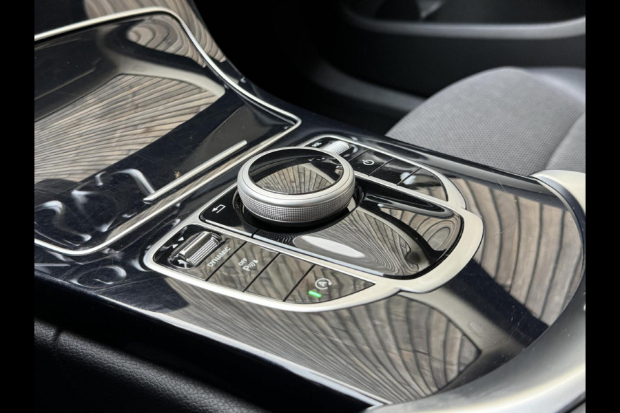 Mercedes-Benz C-Klasse Estate 180 Business Automaat Navigatiesysteem | Trekhaak | LED verlichting | Climate control | Cruise control | Getint glas | 17