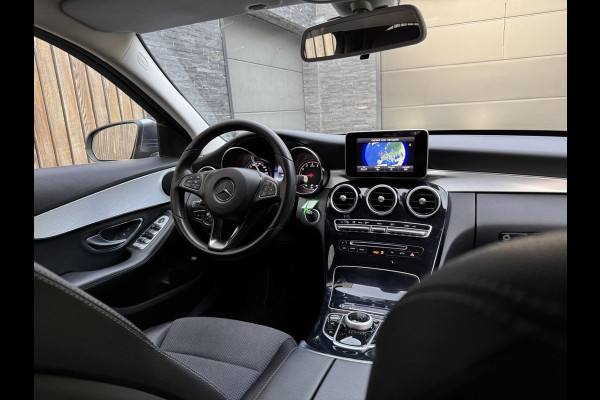 Mercedes-Benz C-Klasse Estate 180 Business Automaat Navigatiesysteem | Trekhaak | LED verlichting | Climate control | Cruise control | Getint glas | 17