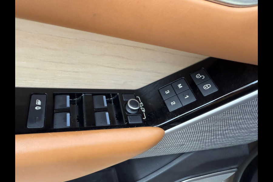 Land Rover Range Rover Velar 2.0 I4 AWD R-Dynamic HSE Panoramadak