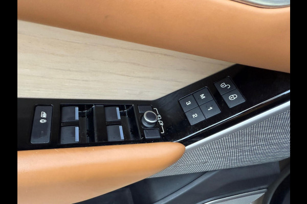 Land Rover Range Rover Velar 2.0 I4 AWD R-Dynamic HSE Panoramadak