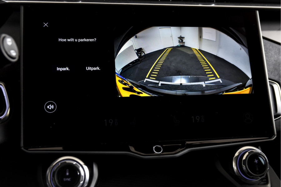 Lynk & Co 01 1.5 PHEV 261PK MY22 | 360 Camera | 7.4 kWh Boordlader | S/K-panodak | Adapt. Cruise | Memory | Elek. klep | LM 20" | 4586