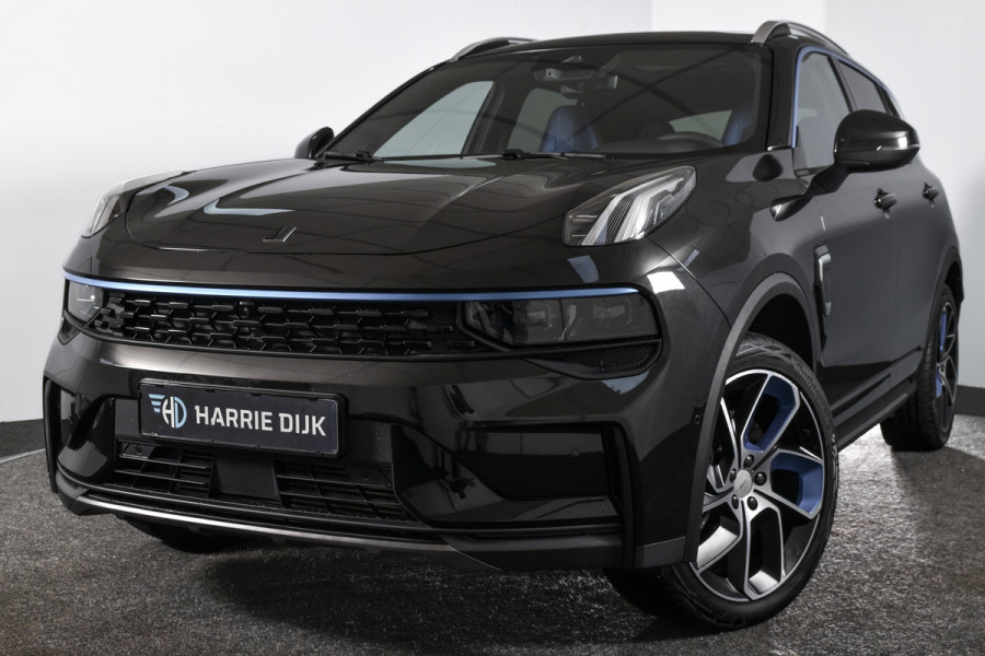 Lynk & Co 01 1.5 PHEV 261PK MY23 | 360 Camera | 7.4 kWh Boordlader | Donkere hemel | S/K-panodak | Adapt. Cruise | Memory | Elek. klep | LM 20" | 7226