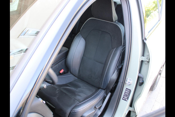 Volvo XC40 Recharge P8 AWD R-Design | SAGE GREEN | SOH 91% | ACHTERUITRIJCAMERA | WARMTEPOMP |
