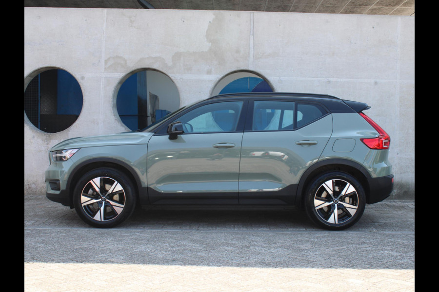 Volvo XC40 Recharge P8 AWD R-Design | SAGE GREEN | SOH 91% | ACHTERUITRIJCAMERA | WARMTEPOMP |