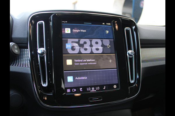 Volvo XC40 Recharge P8 AWD R-Design | SAGE GREEN | SOH 91% | ACHTERUITRIJCAMERA | WARMTEPOMP |
