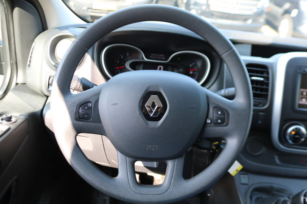 Renault Trafic 2.0 dCi 145pk L1 H1 Airco Navigatie Imperiaal