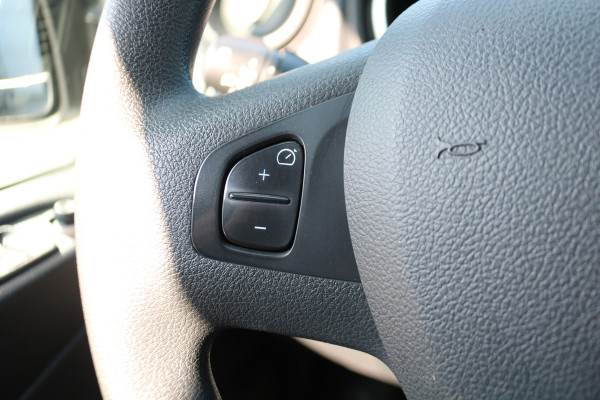 Renault Trafic 2.0 dCi 145pk L1 H1 Airco Navigatie Imperiaal