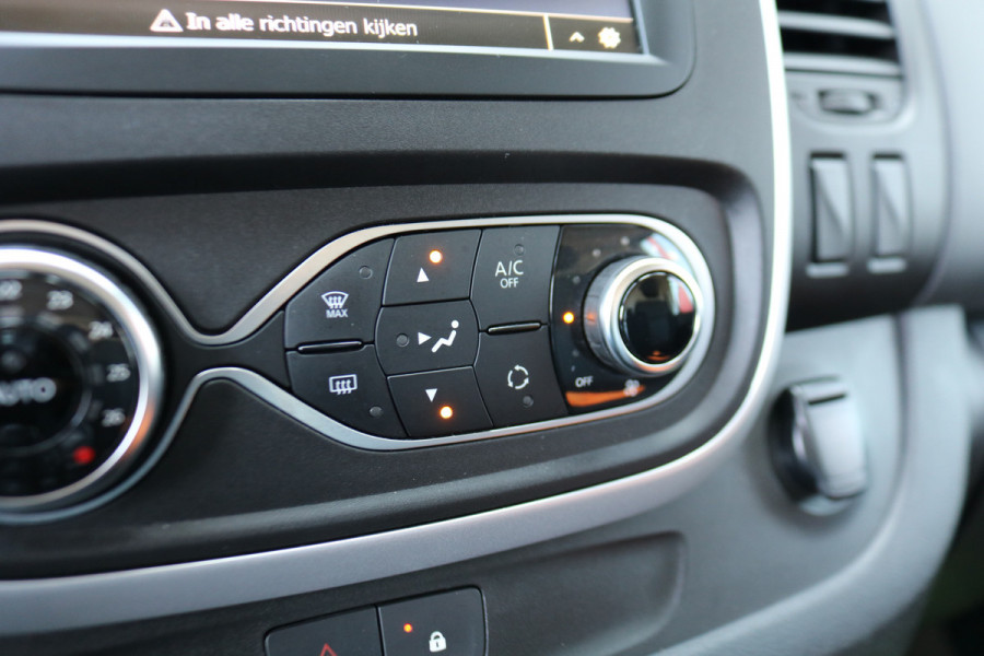 Renault Trafic 2.0 dCi 145pk L1 H1 Airco Navigatie Imperiaal