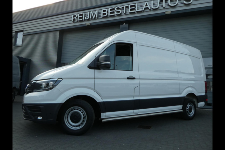 Volkswagen Crafter 35 2.0 TDI 180 pk L3H3 ( L2H2) airco, apple carplay ,camera ,trekhaak