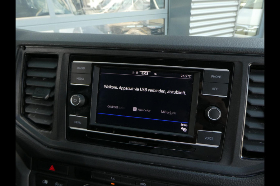 Volkswagen Crafter 35 2.0 TDI 180 pk L3H3 ( L2H2) airco, apple carplay ,camera ,trekhaak