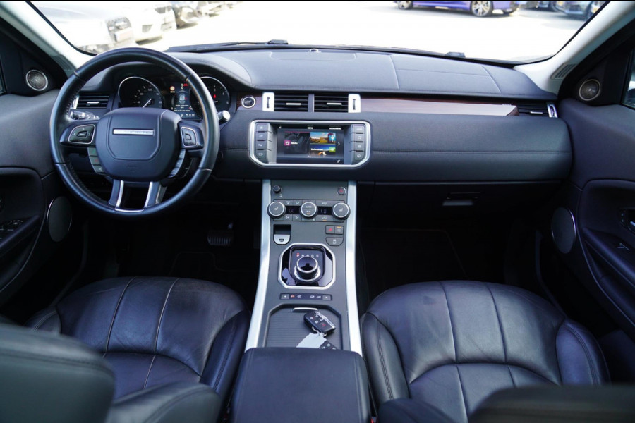 Land Rover Range Rover Evoque 2.0 TD4 SE Dynamic | Facelift | Panorama | Achteruitrijcamera | Automaat | Stoelverwarming | Xenon