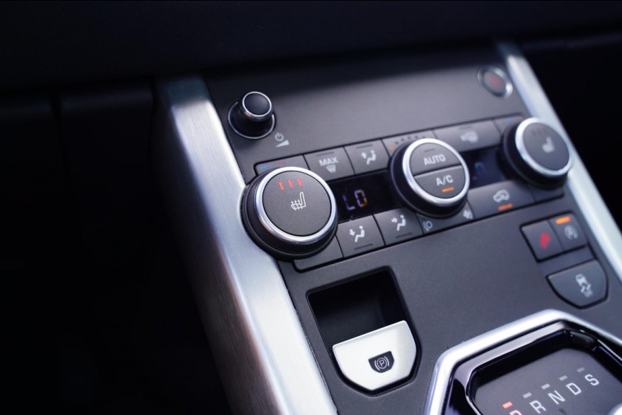 Land Rover Range Rover Evoque 2.0 TD4 SE Dynamic | Facelift | Panorama | Achteruitrijcamera | Automaat | Stoelverwarming | Xenon