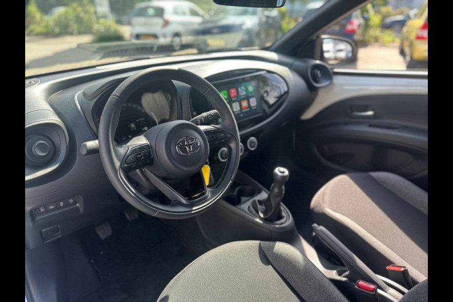 Toyota Aygo X 1.0 VVT-i MT Play CAMERA/CARPLAY (BOVAG/RIJKLAARPRIJS)