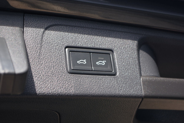 Volkswagen Passat Variant 1.4 TSI PHEV GTE 218 PK BNS, Leder/Alcantara, Adap. LED, Carplay, Adap. Cruise Control