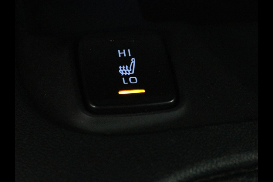 Toyota Corolla Touring Sports 2.0 Hybrid Business Plus | Stoelverwarming | Adaptive cruise | Full LED | Carplay | Keyless | Climate control | Camera