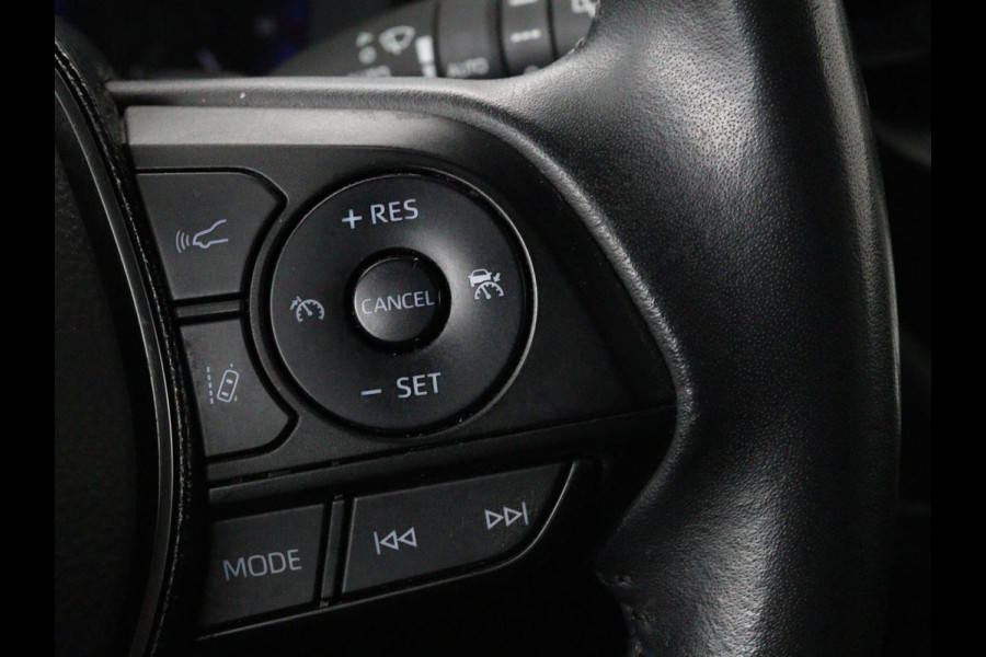 Toyota Corolla Touring Sports 2.0 Hybrid Business Plus | Stoelverwarming | Adaptive cruise | Full LED | Carplay | Keyless | Climate control | Camera