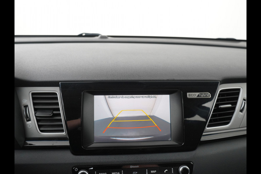Kia Niro 1.6 GDi Hybrid DynamicLine Apple Carplay/Android Auto - Cruise Control - Climate Control - Navigatie 12 Maanden BOVAG Garantie
