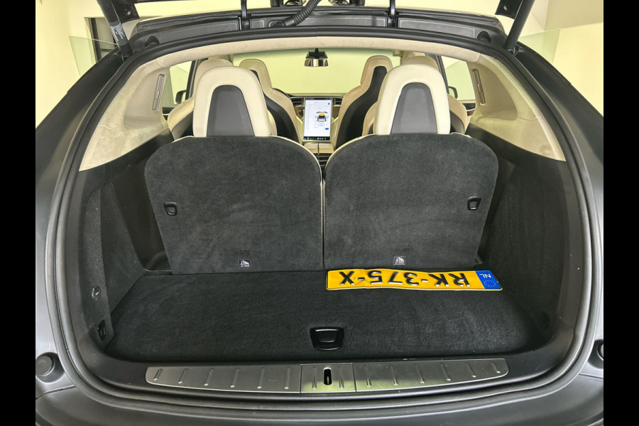 Tesla Model X 75D Base 6p. | Trekhaak | SoH (batterijcheck) 92 % score!