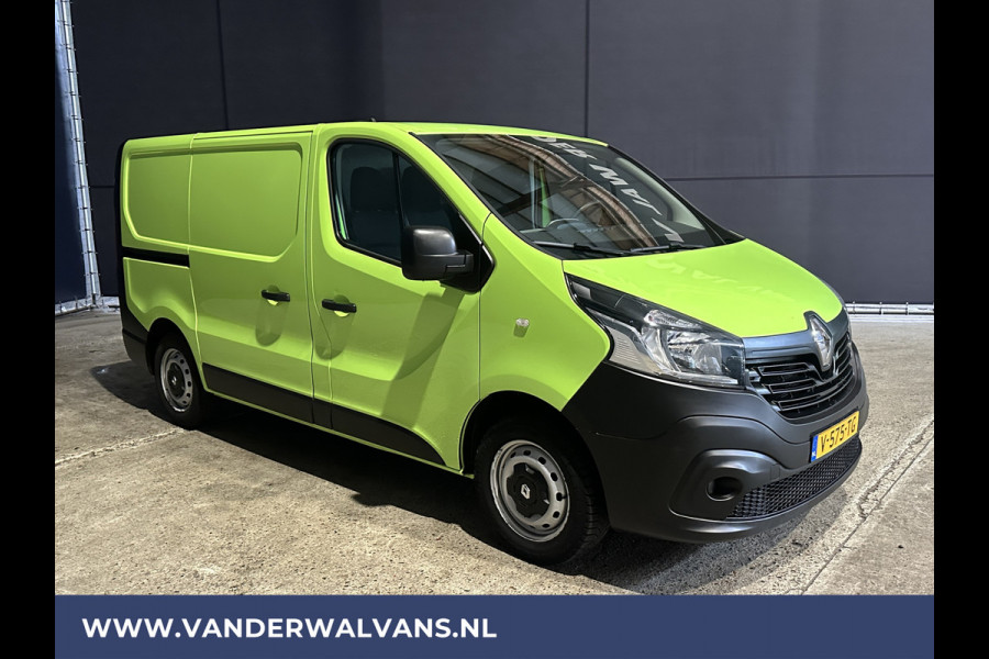 Renault Trafic 1.6 dCi L1H1 Euro6 Airco | Navigatie | Cruisecontrol | Trekhaak | Parkeersensoren Bijrijdersbank
