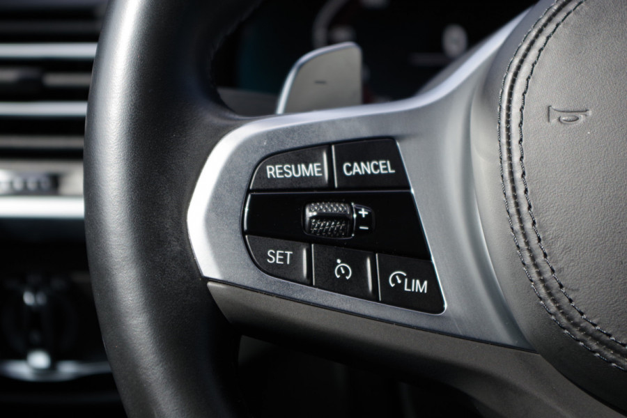 BMW X3 xDrive30e M-Sport High Executive 293 PK PHEV, Panoramadak, Trekhaak, Camera