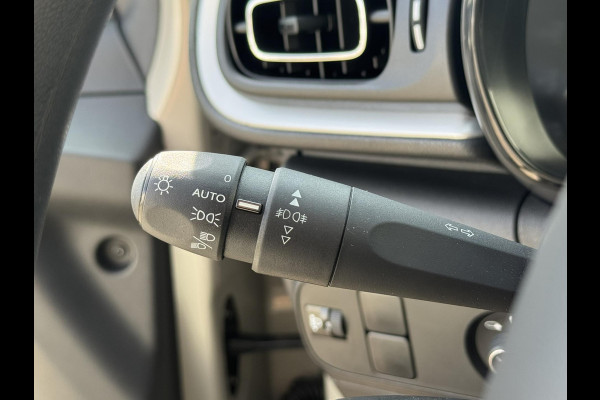 Citroën C3 1.2 PureTech C-Series Navigatie Clima Cruise Carplay Led Lm velgen
