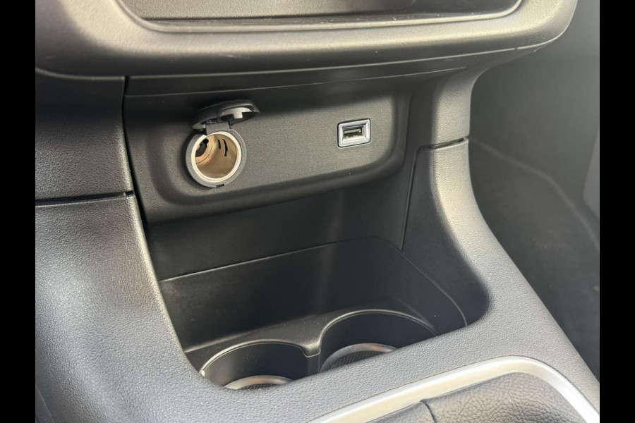 Citroën C3 1.2 PureTech C-Series Navigatie Clima Cruise Carplay Led Lm velgen