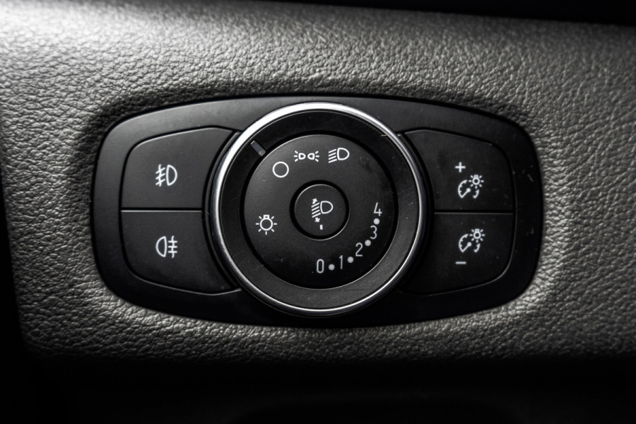 Ford Transit Custom L2H1 | Automaat | 170 PK | 5-Zits | LED | Navigatie | Airco | Cruise | PDC | Euro 6