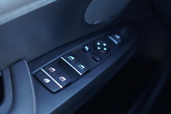 BMW X4 M40i High Executive / Schuifdak / Carplay / Trekhaak / ACC
