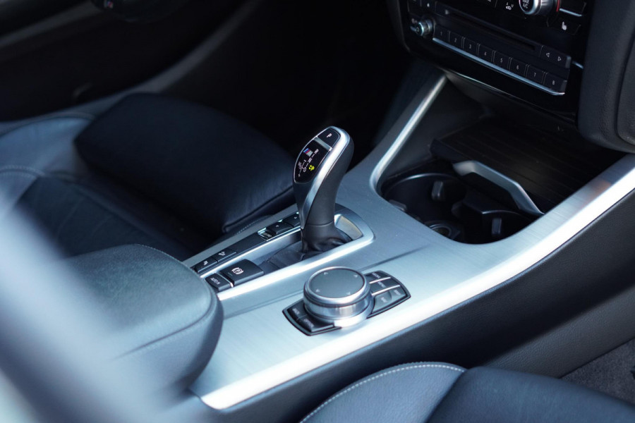 BMW X4 M40i High Executive / Schuifdak / Carplay / Trekhaak / ACC