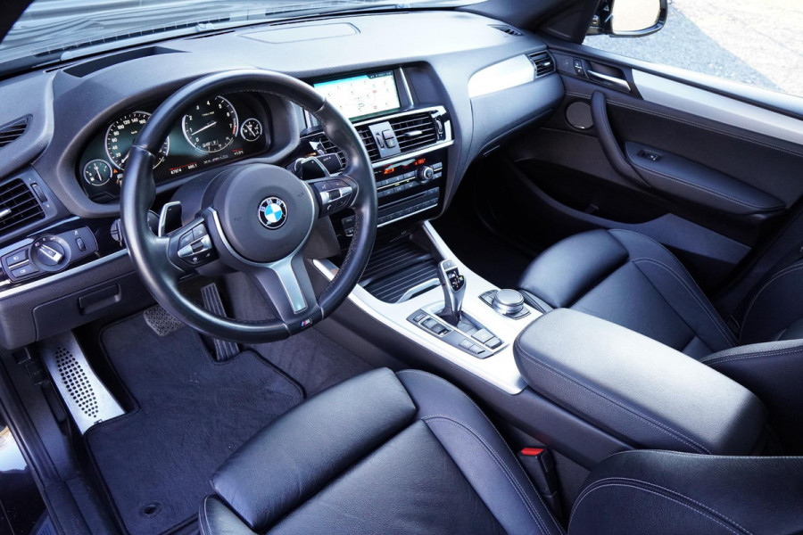 BMW X4 M40i High Executive / Schuifdak / Carplay / Trekhaak / ACC