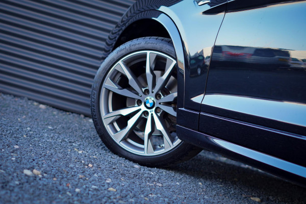 BMW X4 M40i High Executive / Schuifdak / Carplay / Trekhaak / ACC