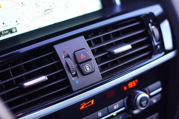 BMW X4 M40i High Executive / Schuifdak / Carplay / Trekhaak / ACC