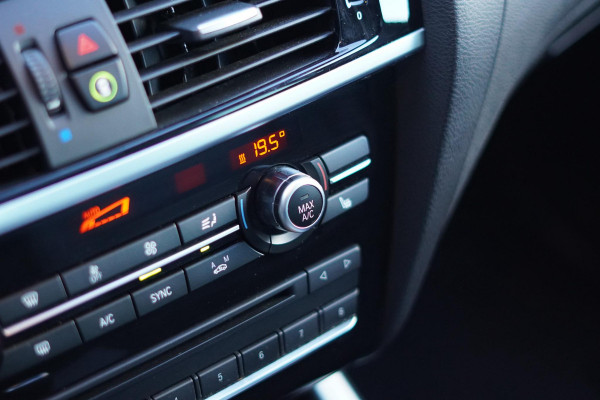 BMW X4 M40i High Executive / Schuifdak / Carplay / Trekhaak / ACC