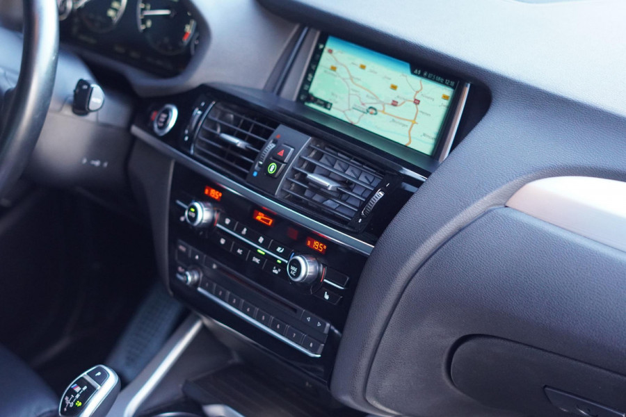 BMW X4 M40i High Executive / Schuifdak / Carplay / Trekhaak / ACC