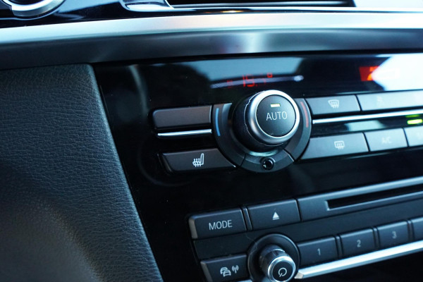 BMW X4 M40i High Executive / Schuifdak / Carplay / Trekhaak / ACC