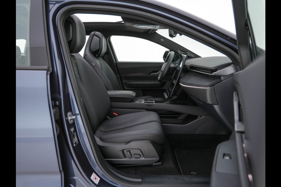 Fisker Ocean Extreme 113kWh [ 3-Fase ] Aut. (INCL-BTW) *HEATPUMP | PANO | LUXURY-LEATHER | FULL-LED | ADAPTIVE-CRUISE | TOP-VIEW | MEMORY-PACK | BLINDSPOT | DIGI-COCKPIT | KEYLESS | DAB+ | SOLAR-ROOF | COMFORTSEATS | CARPLAY | TOW