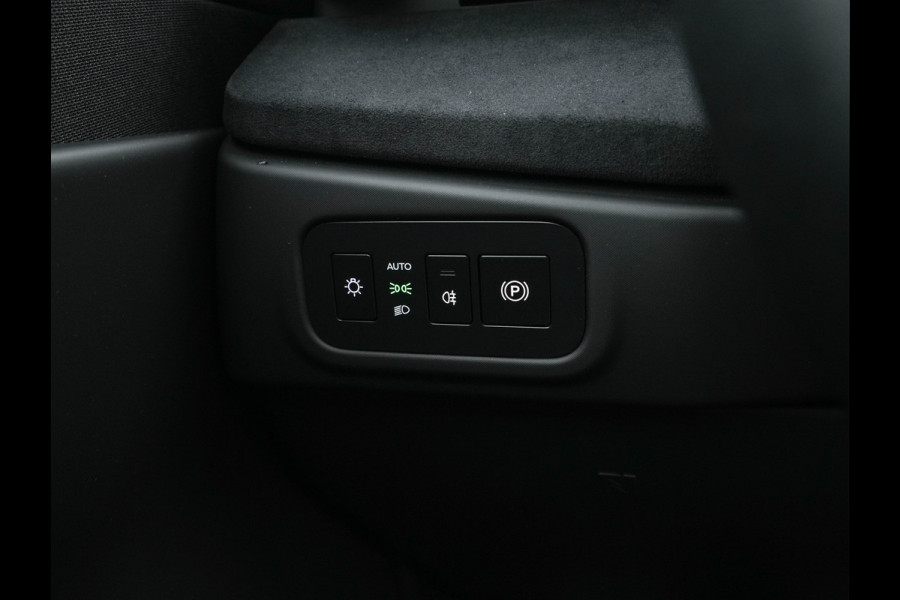 Fisker Ocean Extreme 113kWh [ 3-Fase ] Aut. (INCL-BTW) *HEATPUMP | PANO | LUXURY-LEATHER | FULL-LED | ADAPTIVE-CRUISE | TOP-VIEW | MEMORY-PACK | BLINDSPOT | DIGI-COCKPIT | KEYLESS | DAB+ | SOLAR-ROOF | COMFORTSEATS | CARPLAY | TOW
