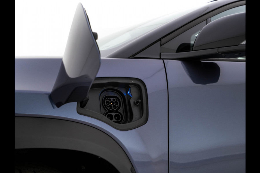 Fisker Ocean Extreme 113kWh [ 3-Fase ] Aut. (INCL-BTW) *HEATPUMP | PANO | LUXURY-LEATHER | FULL-LED | ADAPTIVE-CRUISE | TOP-VIEW | MEMORY-PACK | BLINDSPOT | DIGI-COCKPIT | KEYLESS | DAB+ | SOLAR-ROOF | COMFORTSEATS | CARPLAY | TOW