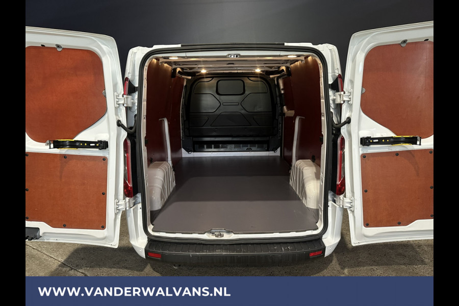 Ford Transit Custom 2.0 TDCI 130 pk L2H1 Euro6 Airco | LED | Cruisecontrol | Verwarmde voorruit | Parkeersensoren Bijrijdersbank, 2800kg trekvermogen