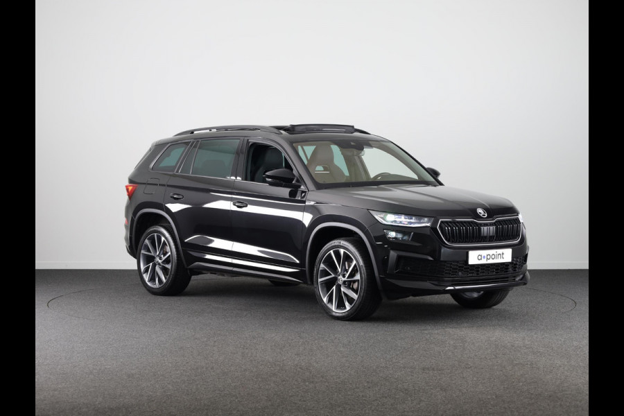 Škoda Kodiaq 1.5 TSI Sportline Business 7-zits 150pk DSG | Panoramadak | 20 inch lichtmetalen velgen | Trekhaak wegklapbaar | Verwarmbare voorstoelen