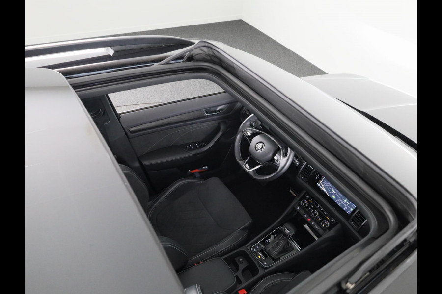 Škoda Kodiaq 1.5 TSI Sportline Business 7-zits 150pk DSG | Panoramadak | 20 inch lichtmetalen velgen | Trekhaak wegklapbaar | Verwarmbare voorstoelen