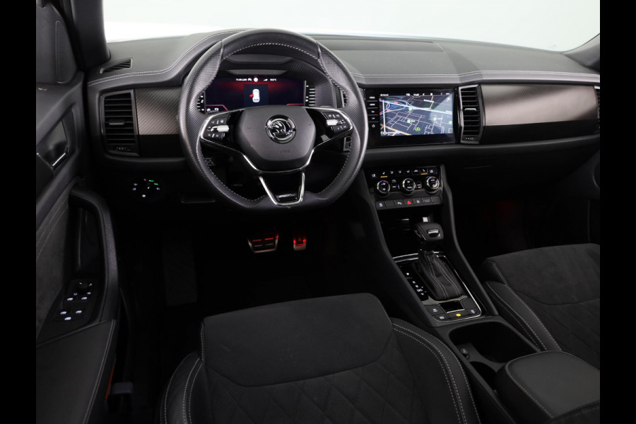 Škoda Kodiaq 1.5 TSI Sportline Business 7-zits 150pk DSG | Panoramadak | 20 inch lichtmetalen velgen | Trekhaak wegklapbaar | Verwarmbare voorstoelen
