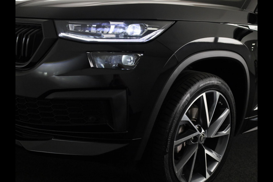 Škoda Kodiaq 1.5 TSI Sportline Business 7-zits 150pk DSG | Panoramadak | 20 inch lichtmetalen velgen | Trekhaak wegklapbaar | Verwarmbare voorstoelen