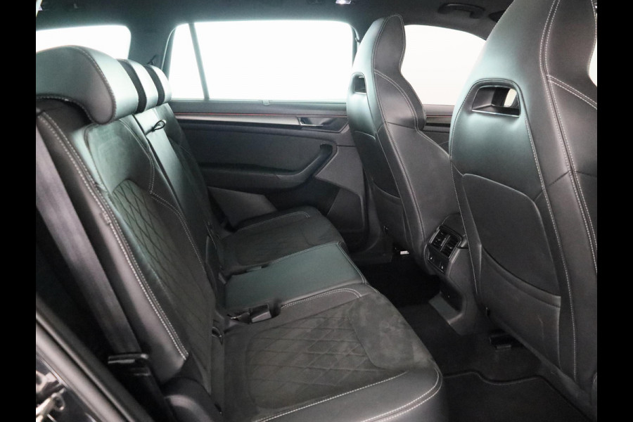 Škoda Kodiaq 1.5 TSI Sportline Business 7-zits 150pk DSG | Panoramadak | 20 inch lichtmetalen velgen | Trekhaak wegklapbaar | Verwarmbare voorstoelen