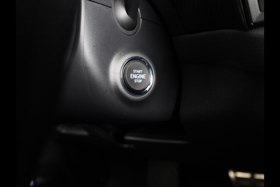 Škoda Kodiaq 1.5 TSI Sportline Business 7-zits 150pk DSG | Panoramadak | 20 inch lichtmetalen velgen | Trekhaak wegklapbaar | Verwarmbare voorstoelen