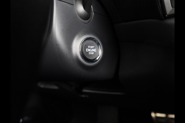 Škoda Kodiaq 1.5 TSI Sportline Business 7-zits 150pk DSG | Panoramadak | 20 inch lichtmetalen velgen | Trekhaak wegklapbaar | Verwarmbare voorstoelen